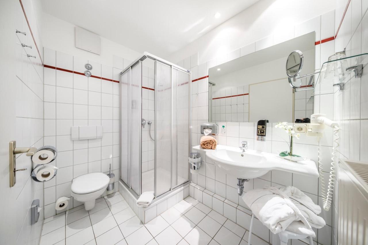 Hotel Sportwelt ラーデベルク エクステリア 写真
