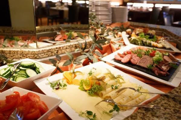 Hotel Sportwelt ラーデベルク エクステリア 写真