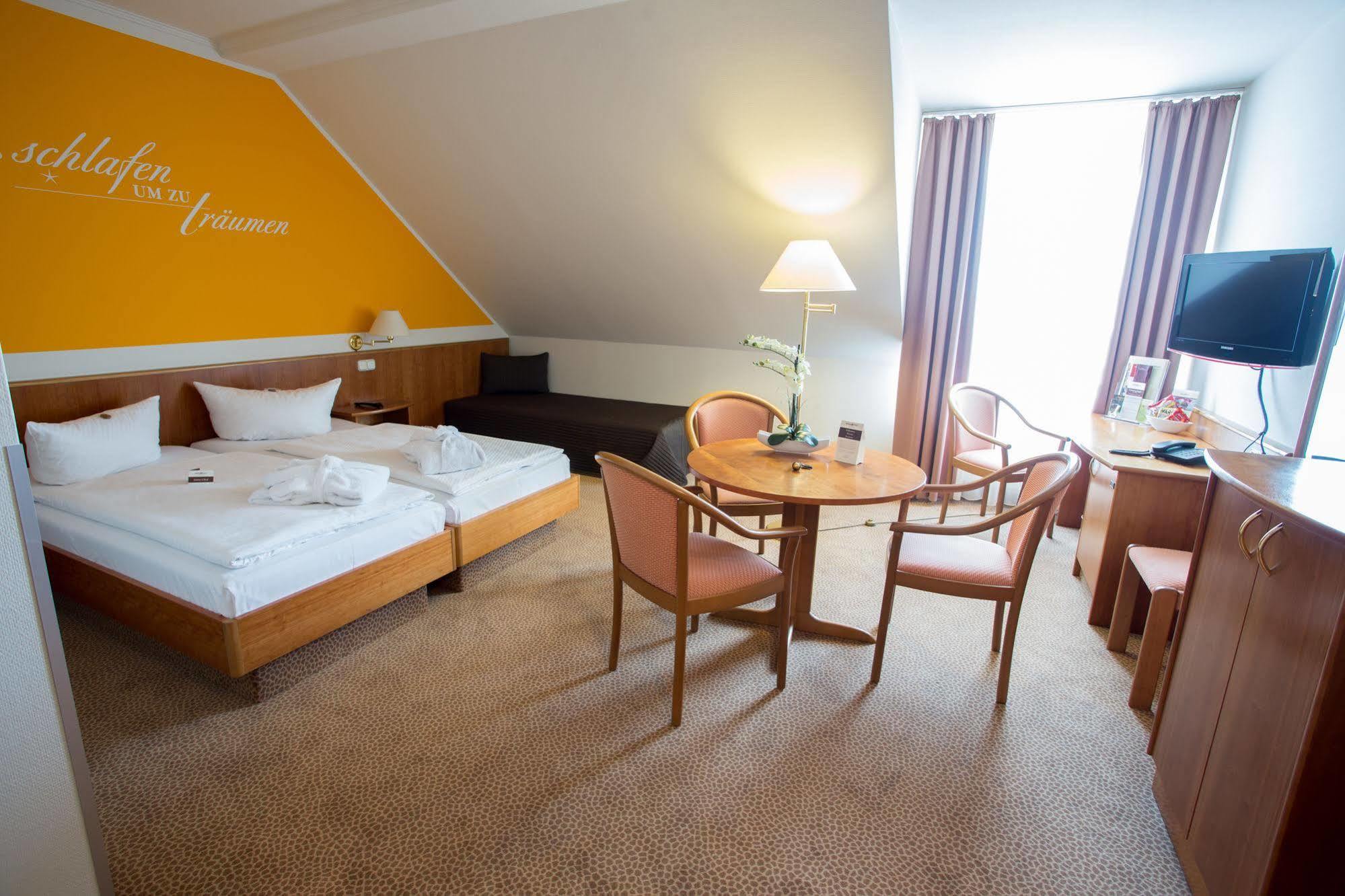 Hotel Sportwelt ラーデベルク エクステリア 写真